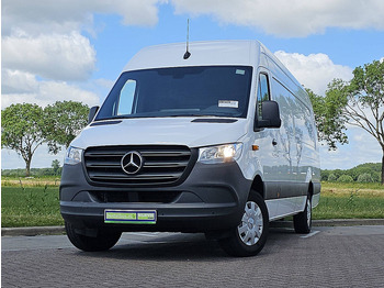 כלי רכב מסחרי עם לוח MERCEDES-BENZ Sprinter 317