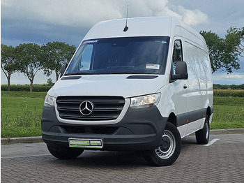 כלי רכב מסחרי עם לוח MERCEDES-BENZ Sprinter 317