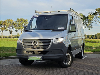 כלי רכב מסחרי עם לוח MERCEDES-BENZ Sprinter 514