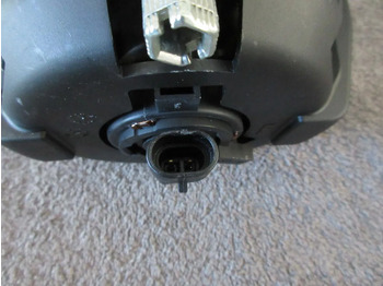 פנס ערפל עבור משאית Iveco 504032145//41221083 MISTLAMP NIEUWE !!! IVECO STRALIS EURO 5: תמונה 3 פנס ערפל עבור משאית Iveco 504032145//41221083 MISTLAMP NIEUWE !!! IVECO STRALIS EURO 5: תמונה 3