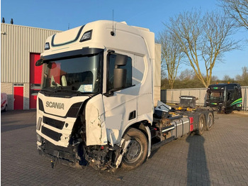 מוביל מכולות/ משאית החלפת גוף SCANIA R 450