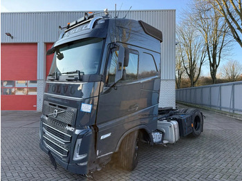 יחידת טרקטור VOLVO FH