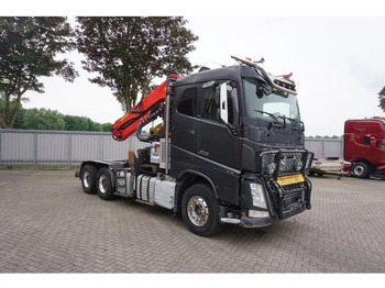 משאית עץ, משאית מנוף Volvo FH16-750 / ENGINE RUNNING / 6x4 / RETARDER / BIG AXLE / VEB+ / PALFINGER FD250 / EURO-6 / 2016: תמונה 3