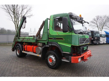 הַחכָּרָה Volvo FM12-420 / ENGINE RUNNING / 4X4 / HYDRAULICS / BIG AXLE / ONLY:510426 KM / FULL STEEL / EURO-3 / 2001 Volvo FM12-420 / ENGINE RUNNING / 4X4 / HYDRAULICS / BIG AXLE / ONLY:510426 KM / FULL STEEL / EURO-3 / 2001: תמונה 3