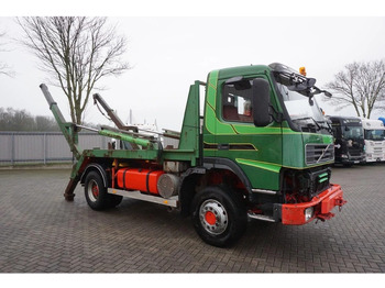 הַחכָּרָה Volvo FM12-420 / ENGINE RUNNING / 4X4 / HYDRAULICS / BIG AXLE / ONLY:510426 KM / FULL STEEL / EURO-3 / 2001 Volvo FM12-420 / ENGINE RUNNING / 4X4 / HYDRAULICS / BIG AXLE / ONLY:510426 KM / FULL STEEL / EURO-3 / 2001: תמונה 4