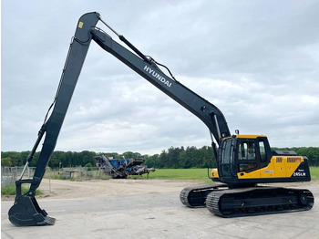 מחפר HYUNDAI R245LR