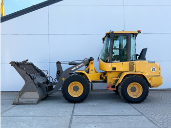 מעמיס גלגלים VOLVO L30G