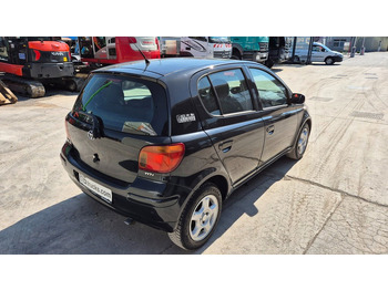 האצ'בק Toyota Yaris 1.3 - Petrol - 5 Doors - AC: תמונה 5