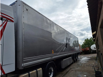 סמיטריילר בתיבה סגורה LECITRAILER
