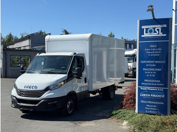 כלי רכב מסחרי עם תיבה IVECO Daily 35c16