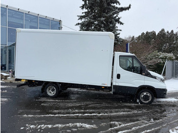 כלי רכב מסחרי עם תיבה Iveco Daily 35C16: תמונה 2 כלי רכב מסחרי עם תיבה Iveco Daily 35C16: תמונה 2