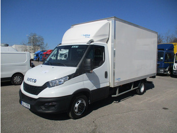 כלי רכב מסחרי עם תיבה IVECO Daily 35c16