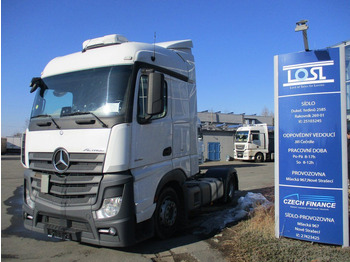 יחידת טרקטור MERCEDES-BENZ Actros 1845