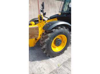 מפעיל טלסקופי JCB 540-140: תמונה 2