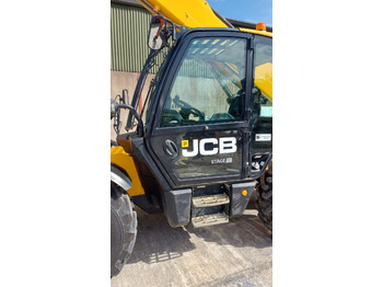 מפעיל טלסקופי JCB 540-140: תמונה 3