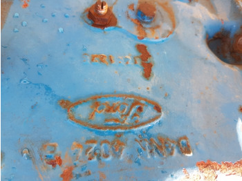סרן אחורי Ford 7600, 5600, 6600, 5700, 7700 Center Housing D4nn4032e D4nn4024b: תמונה 3