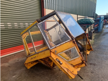 תא MASSEY FERGUSON
