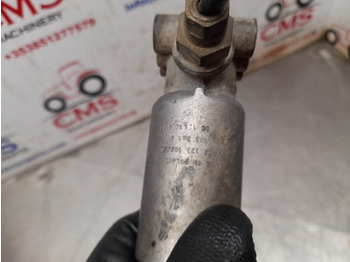 חלקי בלמים New Holland Case T7, Tm, 60, Puma, Mxu Ser Valve 4721737010, 82006252, 84359255: תמונה 4 חלקי בלמים New Holland Case T7, Tm, 60, Puma, Mxu Ser Valve 4721737010, 82006252, 84359255: תמונה 4