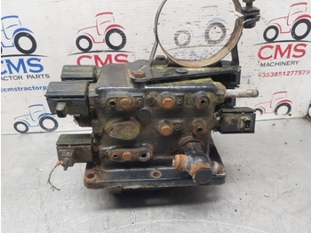 תמסורת עבור טרקטור חקלאי New Holland Case Tm, Mxm Tm140 Range Command Transmission Control Valve 5178478: תמונה 2