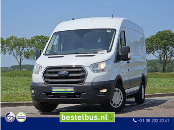 כלי רכב מסחרי עם לוח FORD Transit