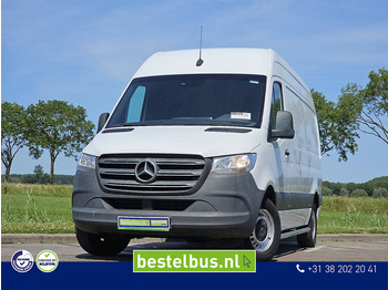 כלי רכב מסחרי עם לוח MERCEDES-BENZ Sprinter 311