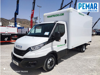 כלי רכב מסחרי עם לוח IVECO Daily 35c16