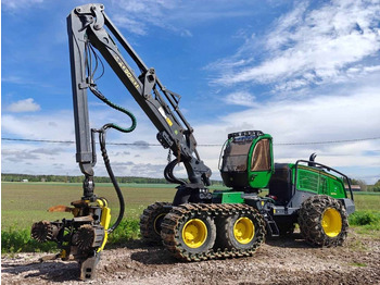 מקצרת יערות JOHN DEERE