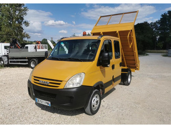 כלי רכב מסחרי מזהיר IVECO Daily 35c12