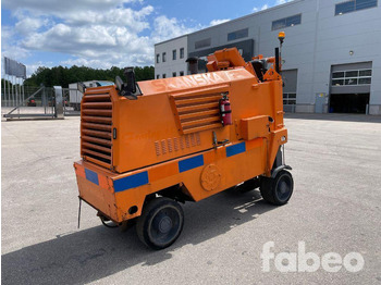 מכונת אספלט WIRTGEN