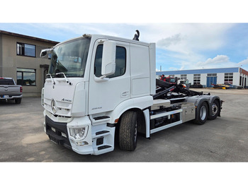 משאית הרמת וו MERCEDES-BENZ Actros 2543