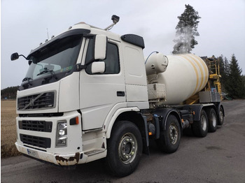 משאית מערבלת בטון VOLVO FM13