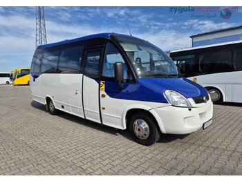 מיניבוס IRISBUS
