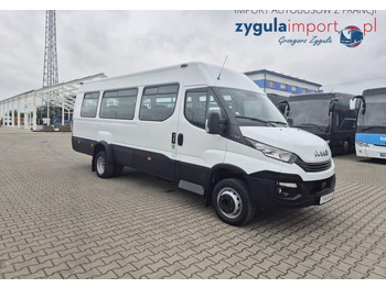 מיניבוס IVECO Daily