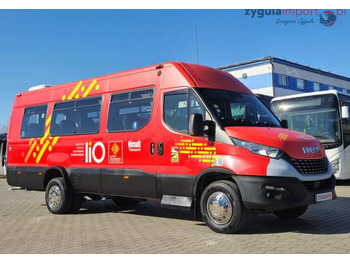 מיניבוס IVECO Daily
