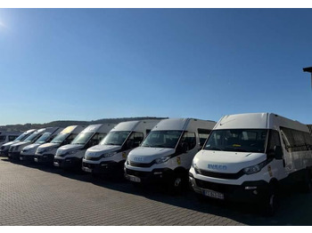 מיניבוס IVECO Daily