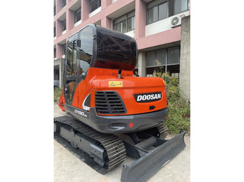 מחפר סורק DOOSAN DX60-9C