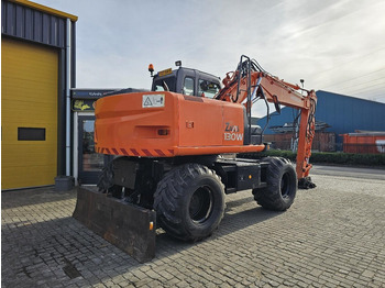 מחפר גלגלים Hitachi ZAXIS 130 W: תמונה 4