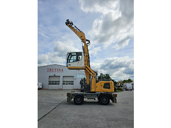 מטפל בפסולת/ תעשייתי LIEBHERR LH 22 M