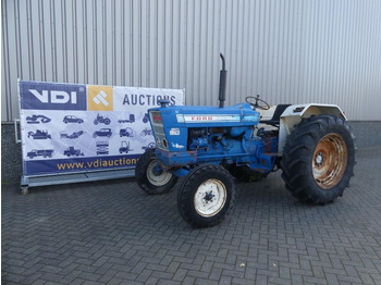 טרקטור חקלאי Ford 7000 Dual Power: תמונה 1