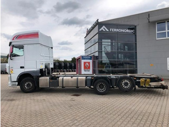 מוביל מכולות/ משאית החלפת גוף DAF XF 460