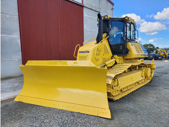 דחפור KOMATSU D61EXI-24: תמונה 3