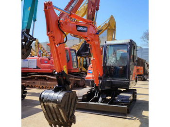 מחפר סורק DOOSAN DH60