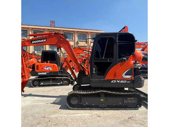מחפר DOOSAN DH60-7