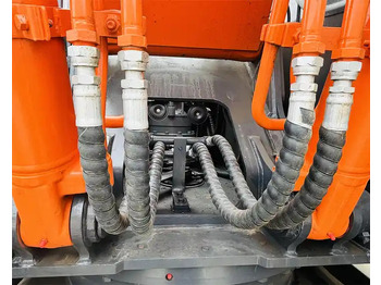 מחפר סורק Hight Quality Japan Original 20t Excavator Hitachi Zx200-3g Zx200 Crawler Excavator With 6bg1 Engine In Shanghai: תמונה 2