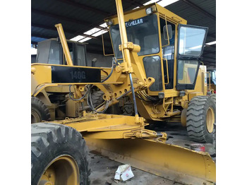 מפלסת CATERPILLAR 140G
