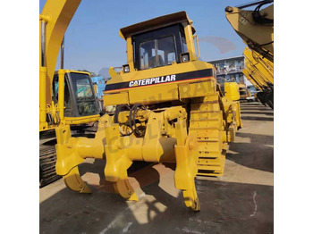 דחפור CATERPILLAR D8R