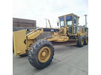 מפלסת CATERPILLAR 140K