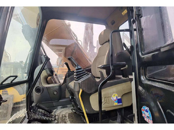 מחפר סורק Used CAT 320 320B 320C 320D Excavator with bucket for excavator: תמונה 5 מחפר סורק Used CAT 320 320B 320C 320D Excavator with bucket for excavator: תמונה 5