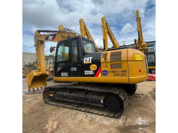 מחפר CATERPILLAR 320B
