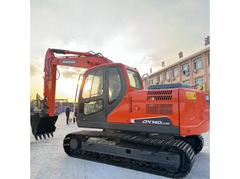 מחפר סורק DOOSAN DX140